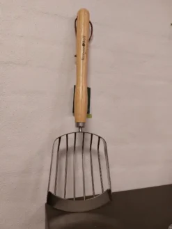 Potato Harvesting Scoop